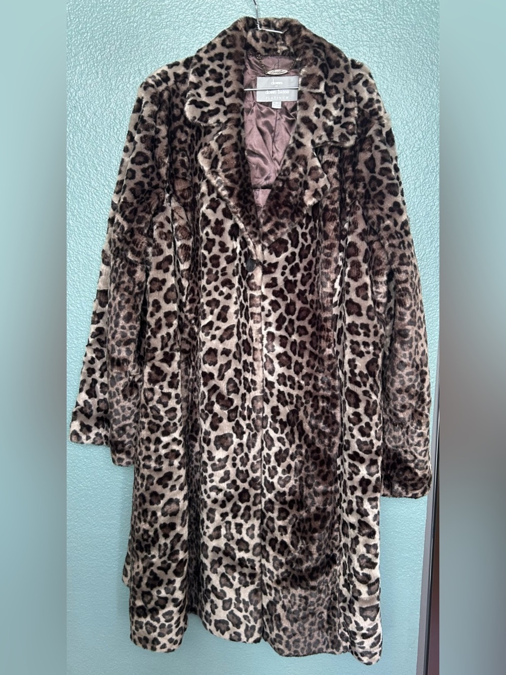 🆕 RUNAWAY Dennis by Dennis Basso Platinum Collection knee length coat.
